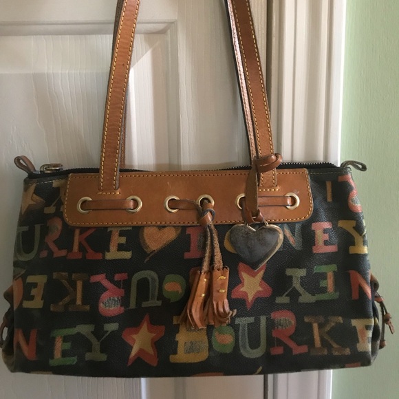 Dooney & Bourke Handbags - Dooney & Bourke Purse
